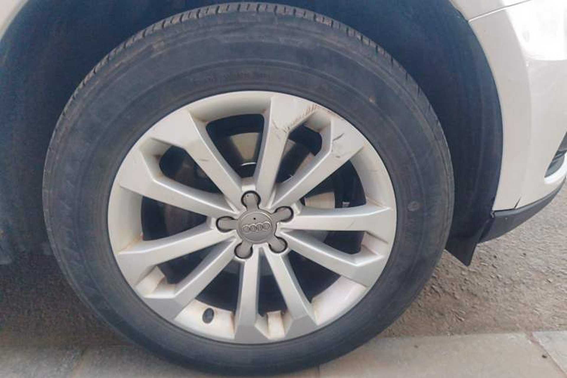 Used Audi Q5 2013 40 TFSI Technology Edition Right Front Wheel Hub