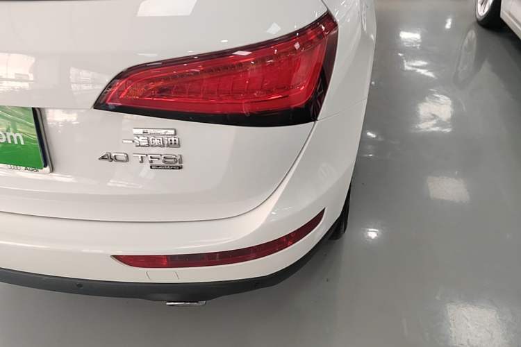 Used Audi Q5 2013 40 TFSI Technology Edition Right Rear Taillight