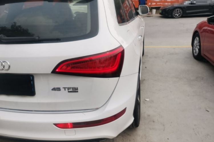 Used Audi Q5 2013 45 TFSI quattro Sport Edition Right Rear Taillight