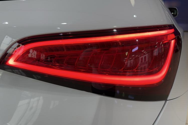 Used Audi Q5 2013 45 TFSI quattro Sport Edition Right Rear Taillight