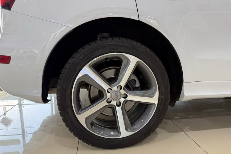 Used Audi Q5 2013 45 TFSI quattro Sport Edition Right Rear Wheel Hub