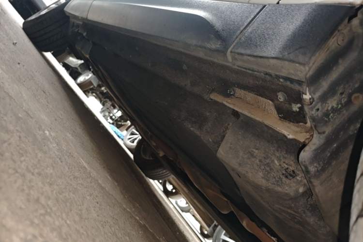 Used Audi Q5 2013 40 TFSI Technology Edition Right Side Sill