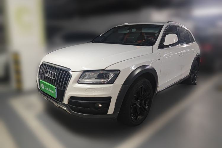 Used Audi Q5 2013 45 TFSI quattro off-road version Guazi used car, China used car export, Used car for sale, Used cars, Cheapest cars for sale