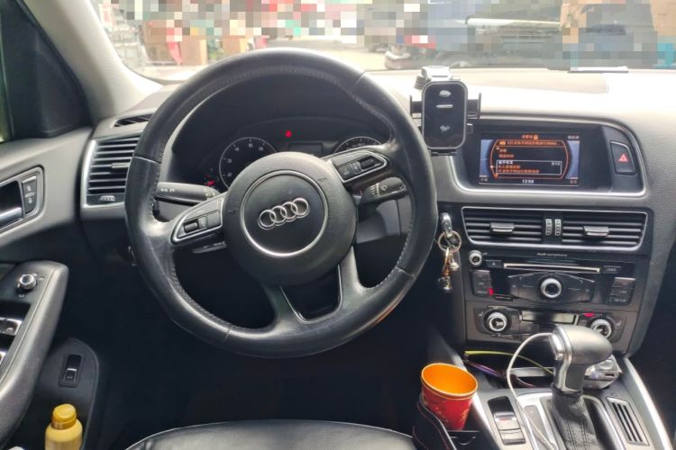 Used Audi Q5 2013 40 TFSI Technology Edition Steering Wheel