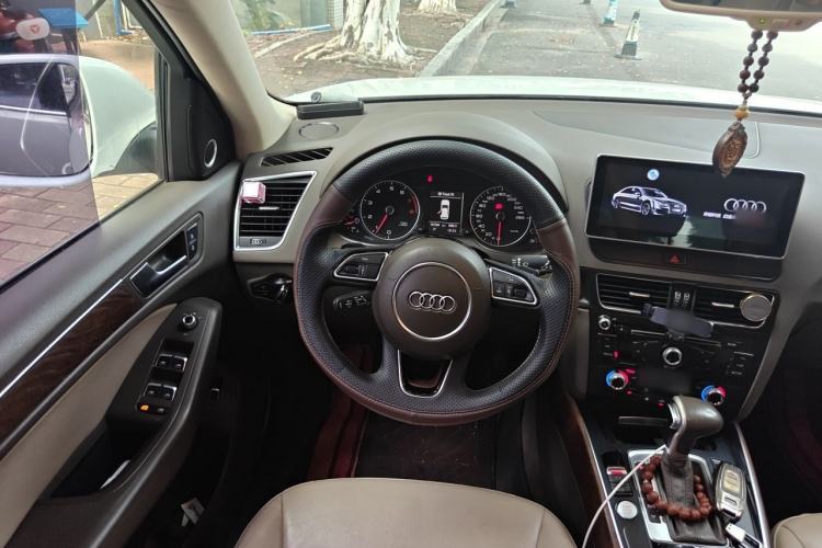 Used Audi Q5 2013 40 TFSI Comfort Edition Steering Wheel