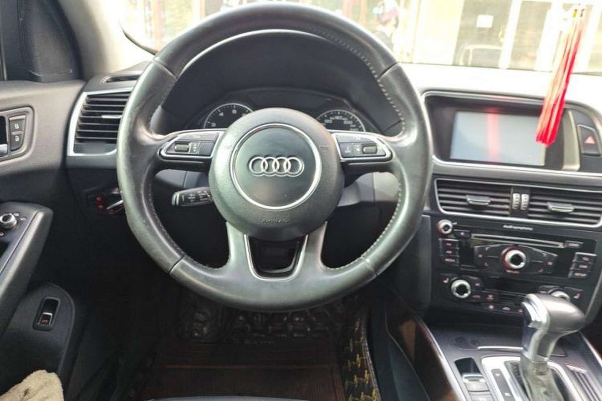 Used Audi Q5 2013 40 TFSI Technology Edition Steering Wheel