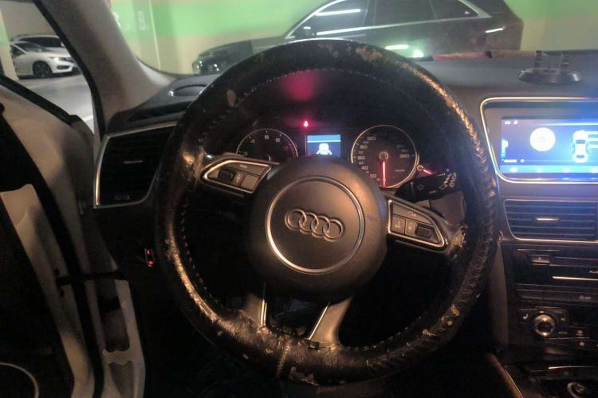 Used Audi Q5 2013 40 TFSI Comfort Edition Steering Wheel