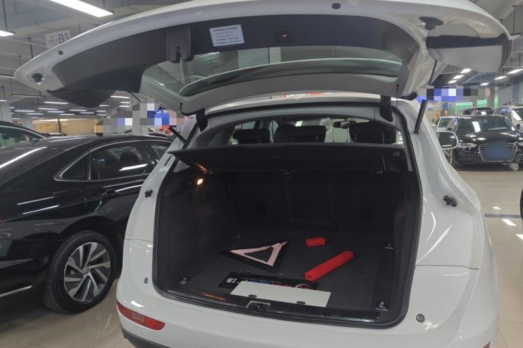Used Audi Q5 2013 40 TFSI Comfort Edition Trunk