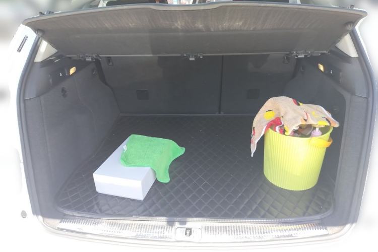 Used Audi Q5 2013 40 TFSI Ambition Trunk