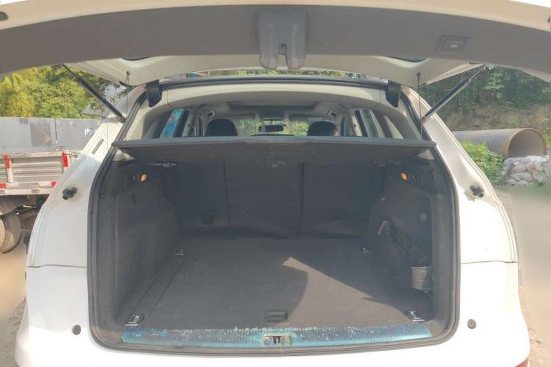 Used Audi Q5 2013 40 TFSI Ambition Trunk