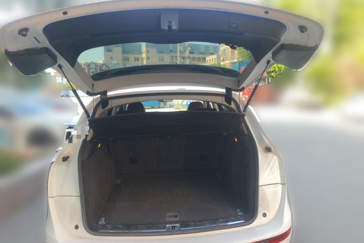Used Audi Q5 2013 40 TFSI Technology Edition Trunk