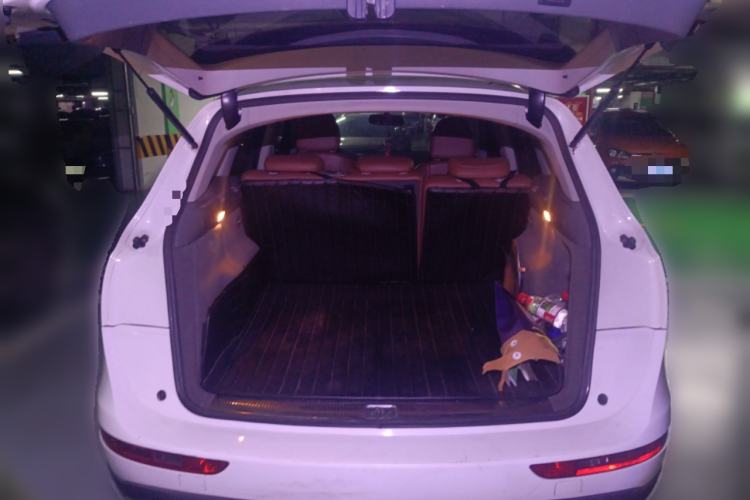 Used Audi Q5 2013 40 TFSI Ambition Trunk