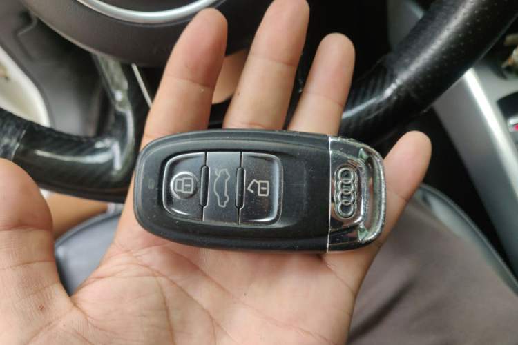 Used Audi Q5 2013 40 TFSI Technology Edition Vehicle Key