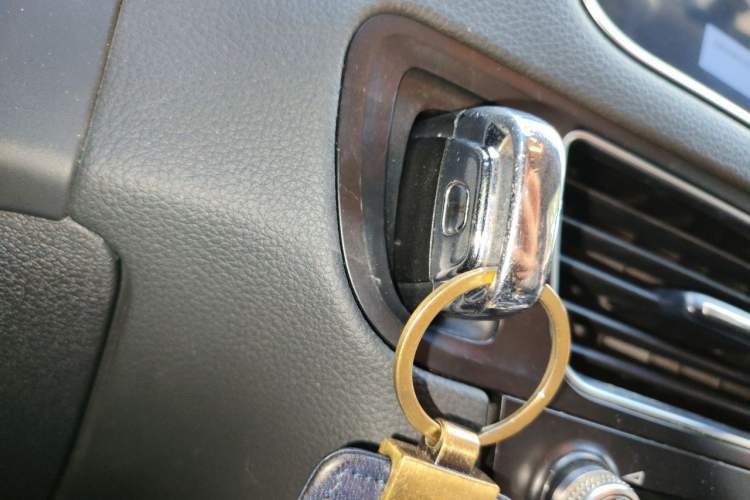 Used Audi Q5 2013 40 TFSI Technology Edition Vehicle Key