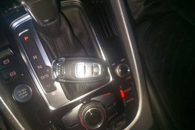 Used Audi Q5 2013 45 TFSI quattro Sport Edition Vehicle Key