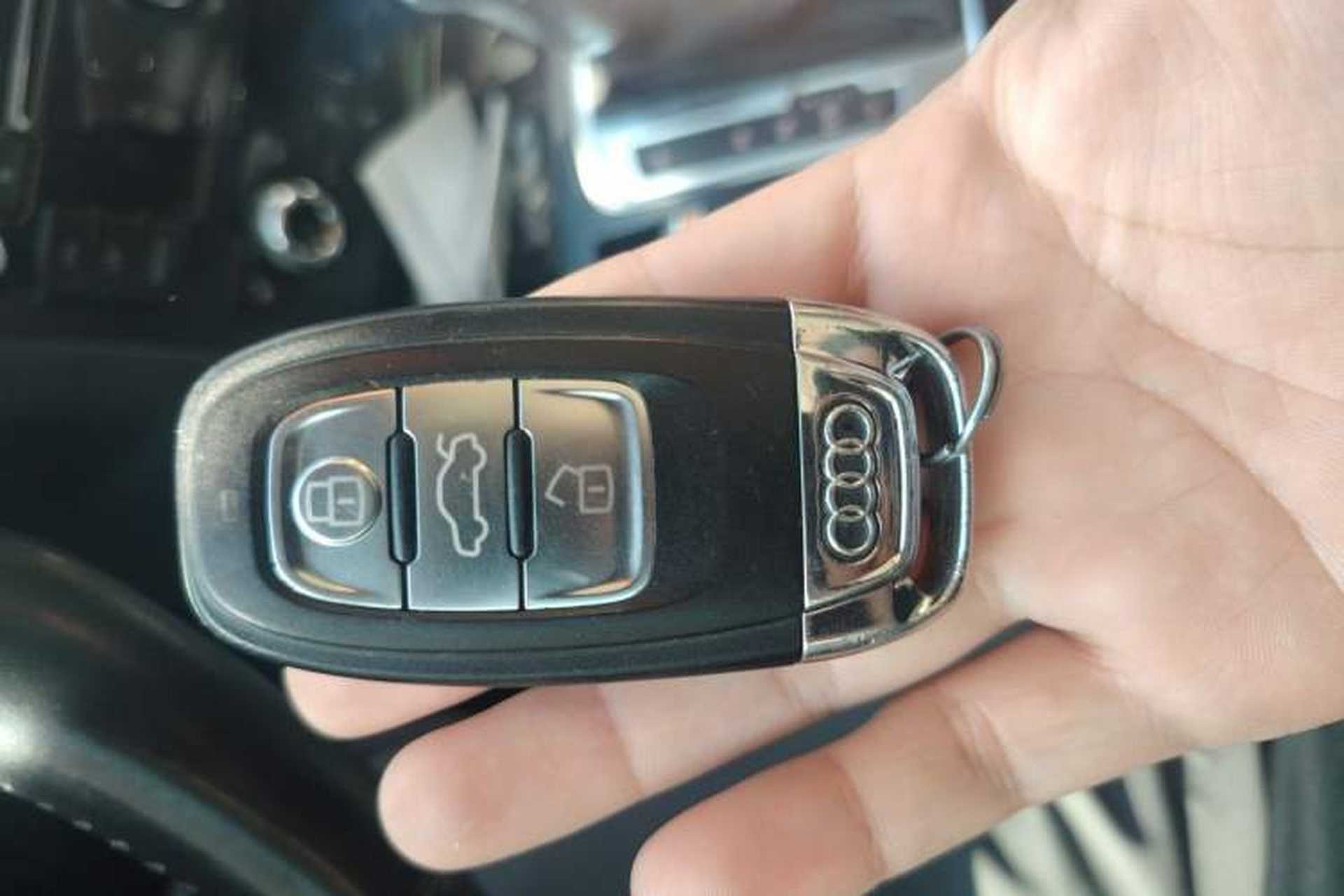 Used Audi Q5 2013 40 TFSI Technology Edition Vehicle Key