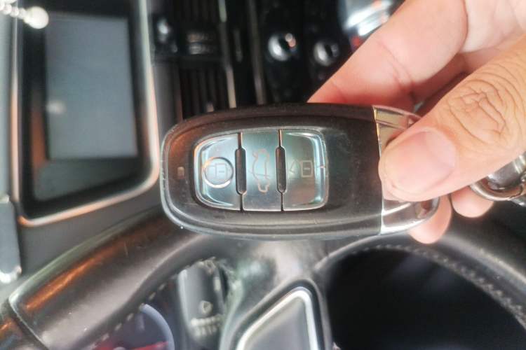 Used Audi Q5 2013 40 TFSI Ambition Vehicle Key
