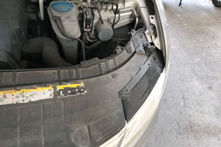 Used Audi Q5 2013 40 TFSI Technology Edition Engine Bay Left