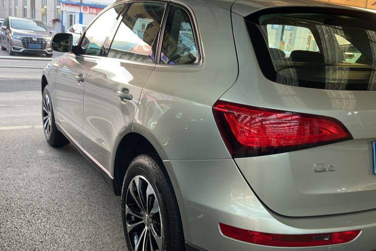 Used Audi Q5 2013 40 TFSI Technology Edition Exterior 5