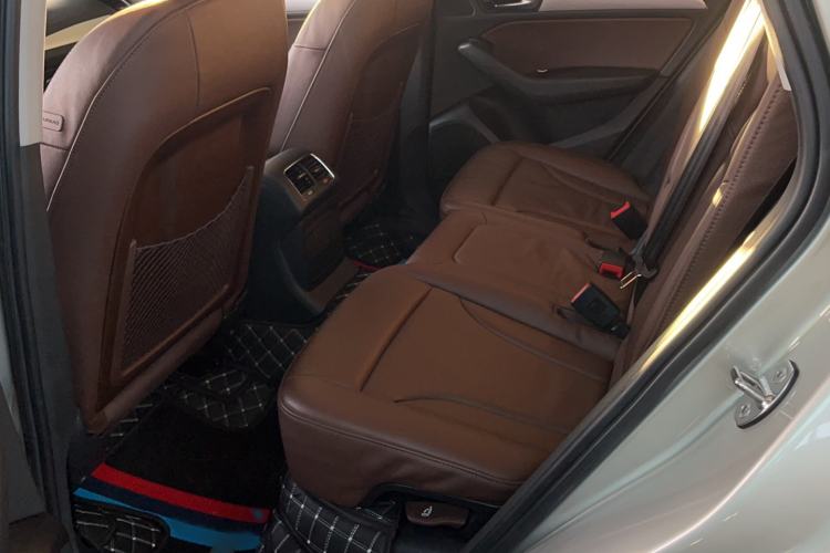 Used Audi Q5 2013 40 TFSI Technology Edition Interior 3