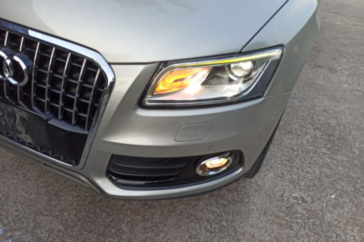 Used Audi Q5 2013 40 TFSI Comfort Edition Left Front Headlight