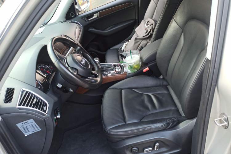 Used Audi Q5 2013 40 TFSI Comfort Edition Left Front Seat