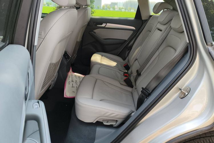 Used Audi Q5 2013 40 TFSI Technology Edition Left Rear Seat