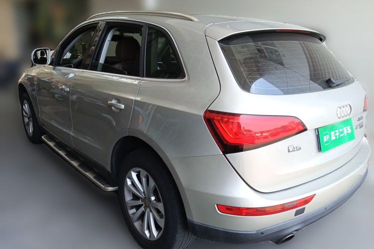 Used Audi Q5 2013 40 TFSI Technology Edition Rear Left 45 Deg