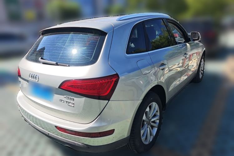 Used Audi Q5 2013 40 TFSI Technology Edition Rear Right 45 Deg