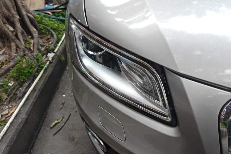 Used Audi Q5 2013 40 TFSI Ambition Right Front Headlight