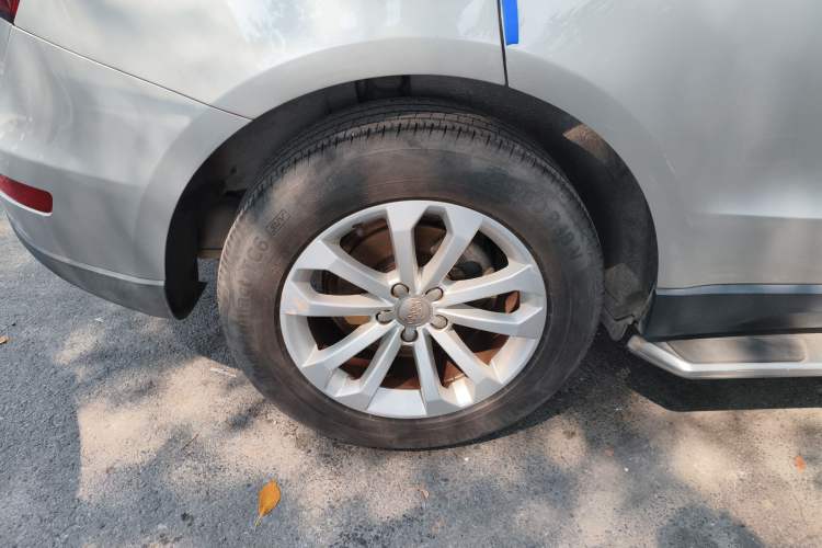 Used Audi Q5 2013 40 TFSI Technology Edition Right Rear Wheel Hub