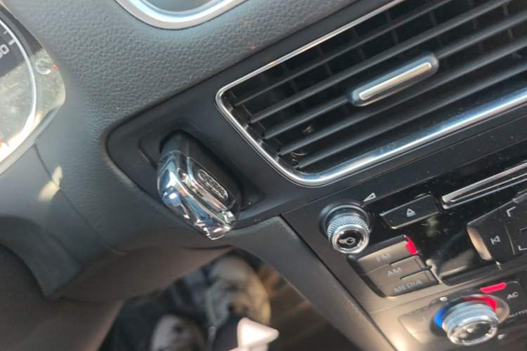 Used Audi Q5 2013 40 TFSI Technology Edition Vehicle Key
