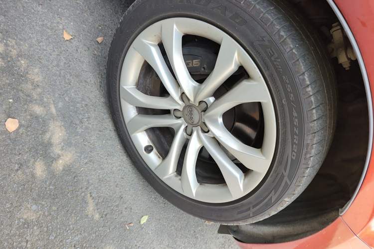 Used Audi Q5 2014 SQ5 3.0 TFSI quattro Right Front Wheel Hub
