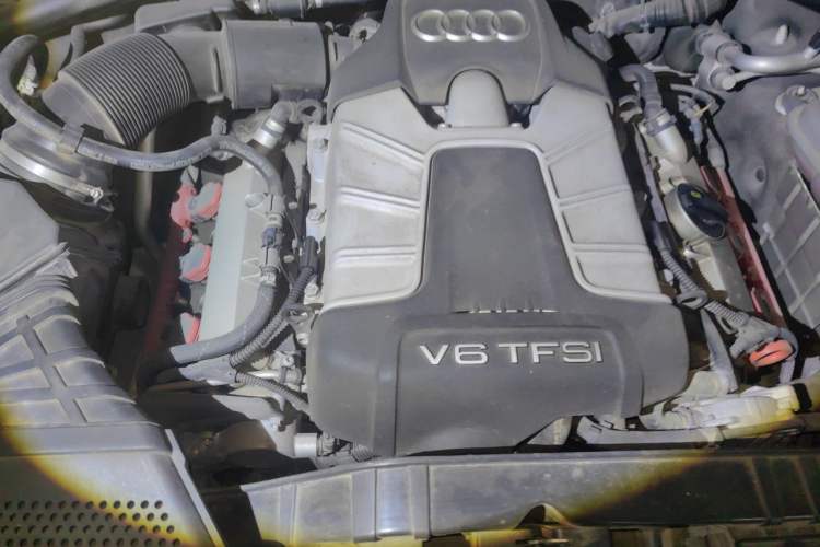 Used Audi Q5 2014 SQ5 3.0 TFSI quattro Engine Bay
