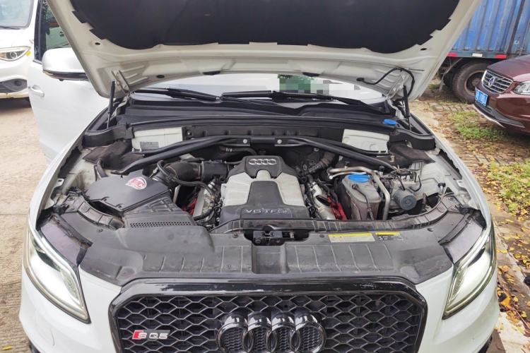 Used Audi Q5 2014 SQ5 3.0 TFSI quattro Engine Bay