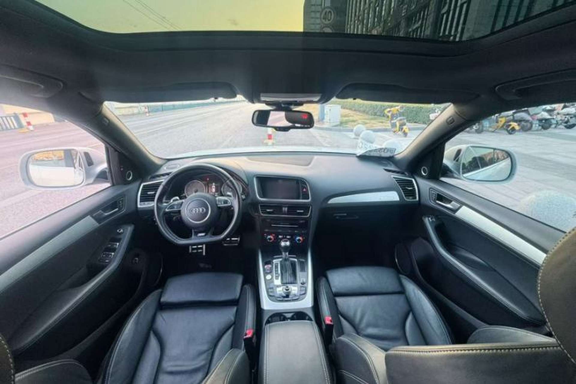 Used Audi Q5 2014 SQ5 3.0 TFSI quattro Interior 3