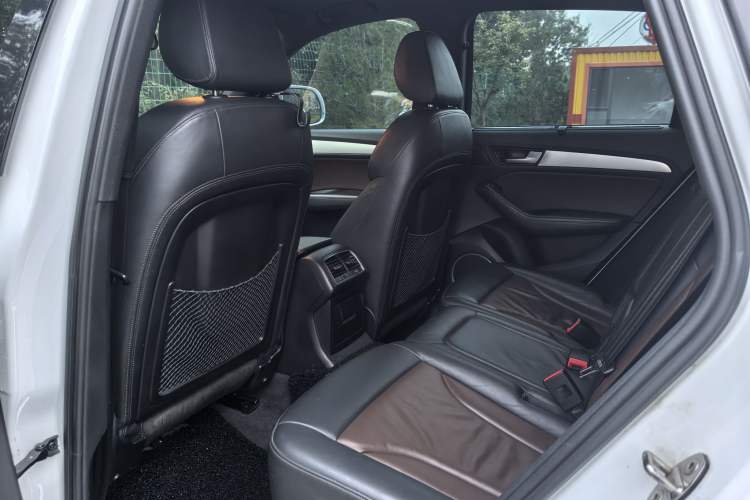 Used Audi Q5 2014 SQ5 3.0 TFSI quattro Interior 3
