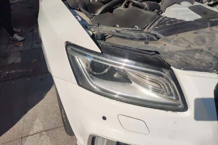 Used Audi Q5 2014 SQ5 3.0 TFSI quattro Right Front Headlight