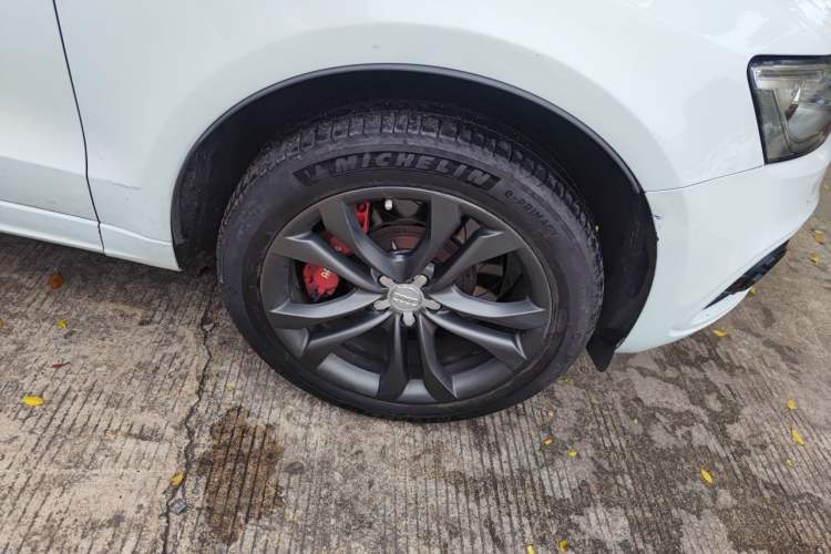 Used Audi Q5 2014 SQ5 3.0 TFSI quattro Right Front Wheel Hub