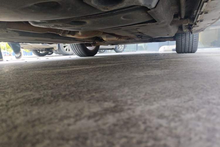 Used Audi Q5 2015 40 TFSI Comfort Model Chassis Rear Right