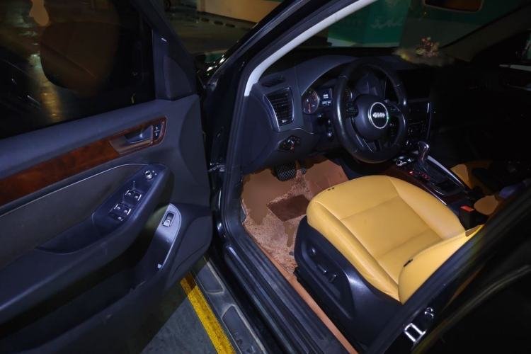 Used Audi Q5 2015 40 TFSI Trendy Edition Driver Seat