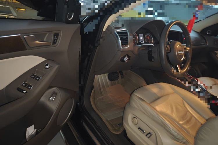Used Audi Q5 2015 40 TFSI Comfort Model Driver Seat