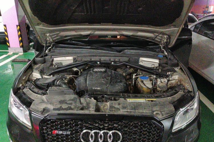 Used Audi Q5 2015 40 TFSI Trendy Edition Engine Bay