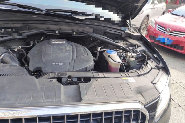 Used Audi Q5 2015 40 TFSI Trendy Edition Engine Bay Left