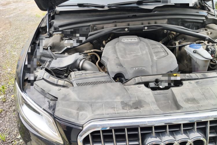 Used Audi Q5 2015 40 TFSI Technology Edition Engine Bay Right
