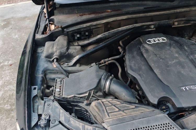 Used Audi Q5 2015 40 TFSI Trendy Edition Engine Bay Right