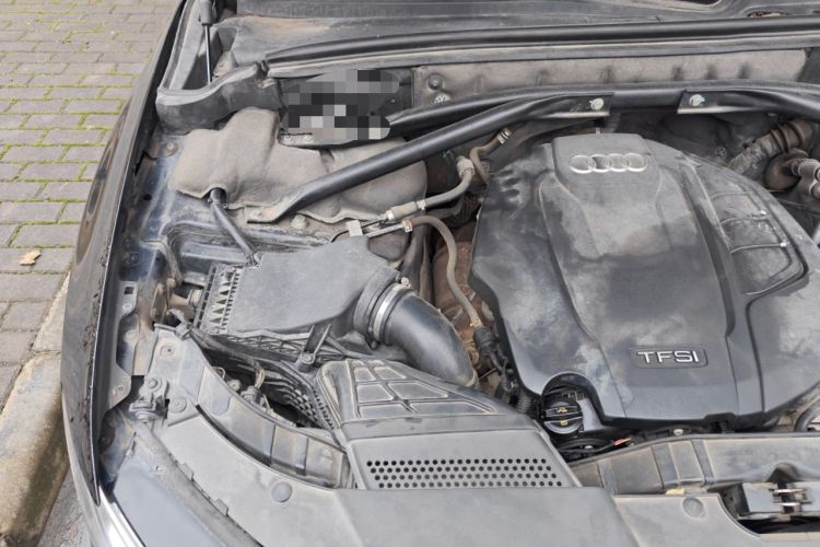 Used Audi Q5 2015 40 TFSI Technology Edition Engine Bay Right
