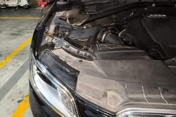 Used Audi Q5 2015 40 TFSI Trendy Edition Engine Bay Right