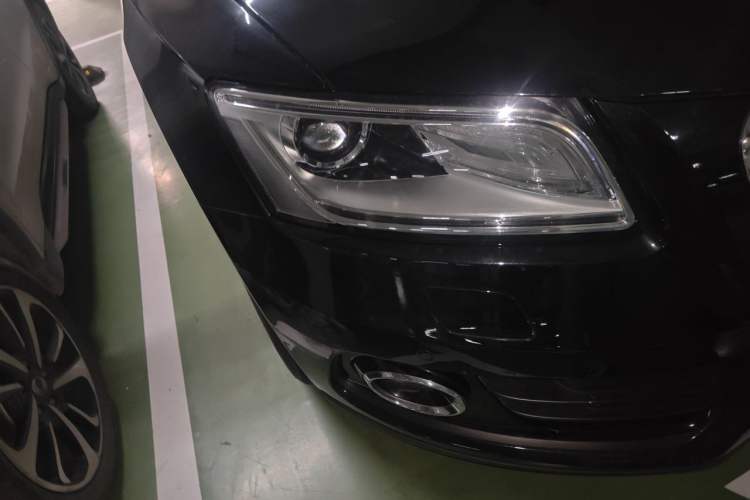 Used Audi Q5 2015 40 TFSI Comfort Model Exterior 6