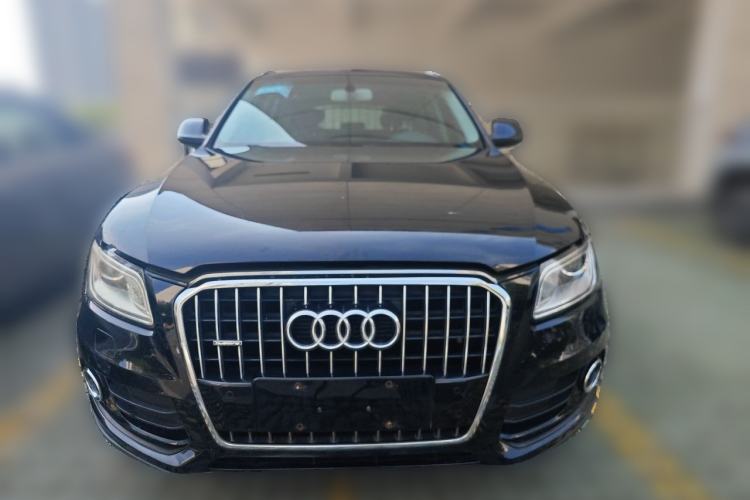 Used Audi Q5 2015 40 TFSI Comfort Model Front